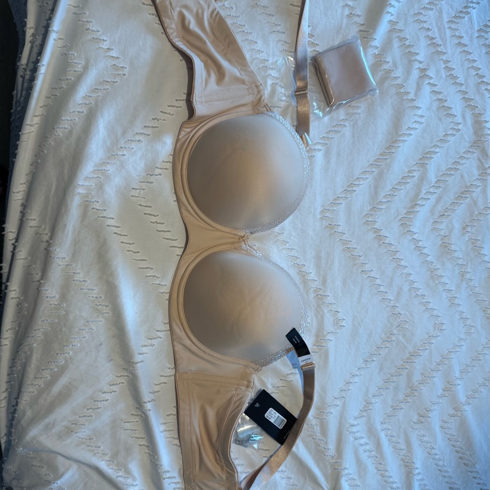 Strapless Microfibre Bra - Déesse Collection